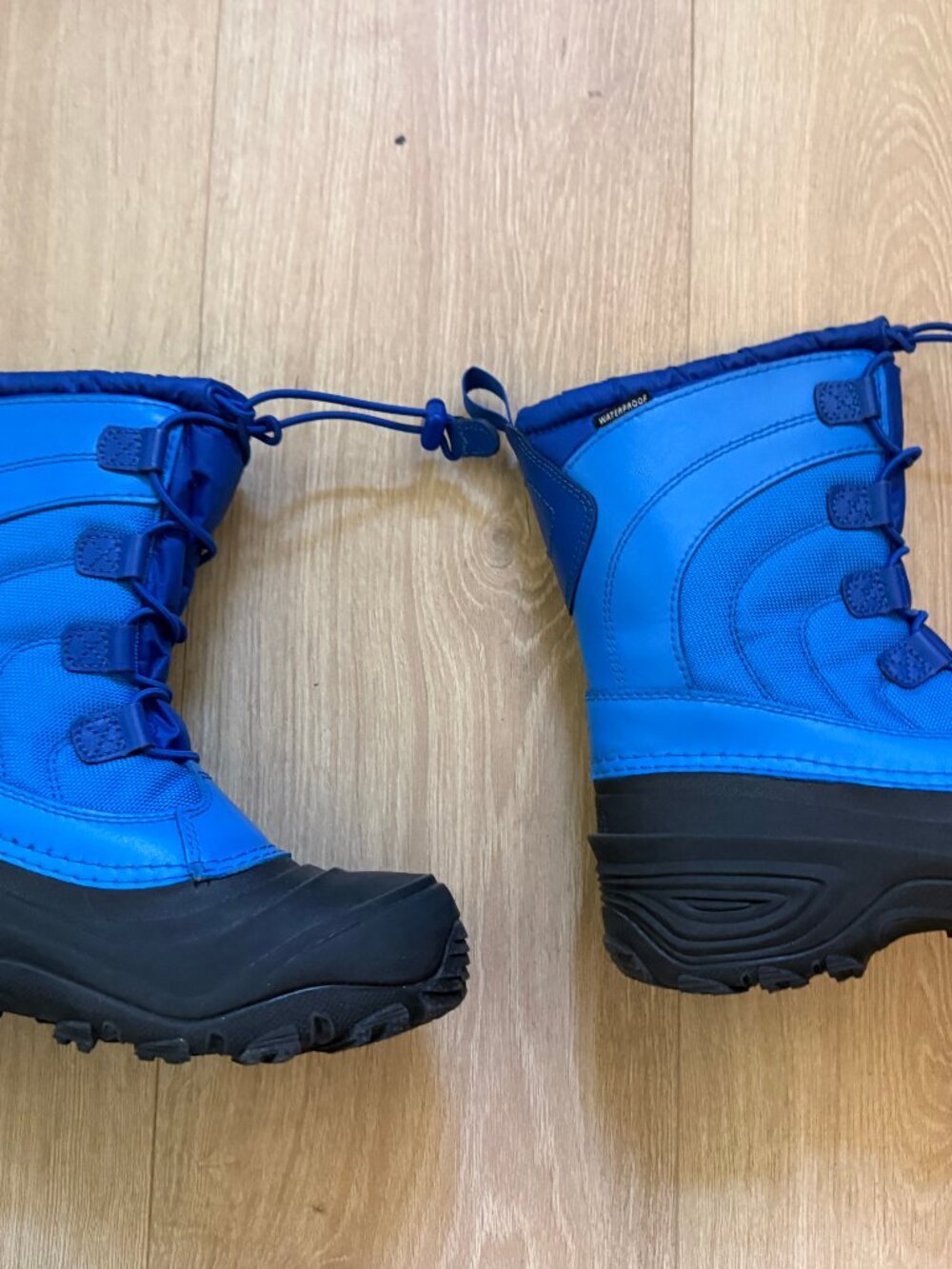 Northface blue winter boots kids size 3